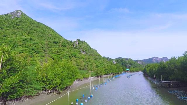 Khao Sam Roi Yot 国家公园的皮划艇运河