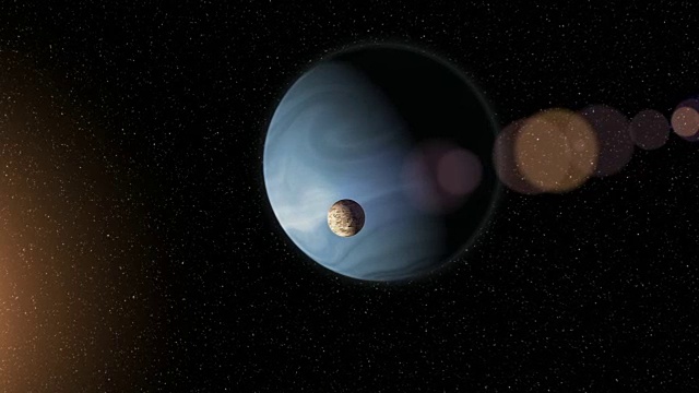 一颗巨大的蓝色气体行星和一颗靠近一颗红色恒星的卫星。外太空，宇宙艺术和科幻概念。