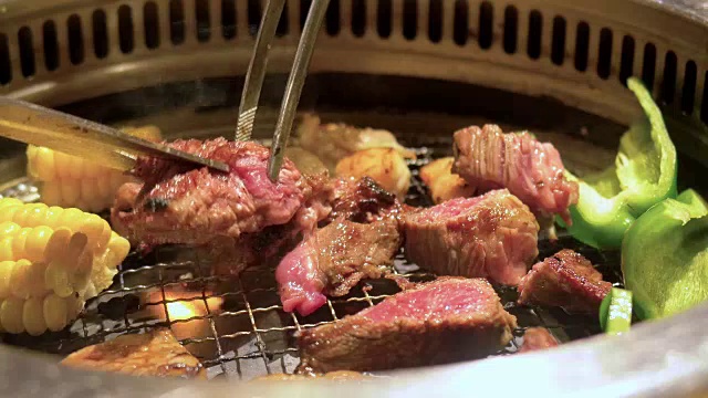 日式韩式烧烤-切牛排烧烤