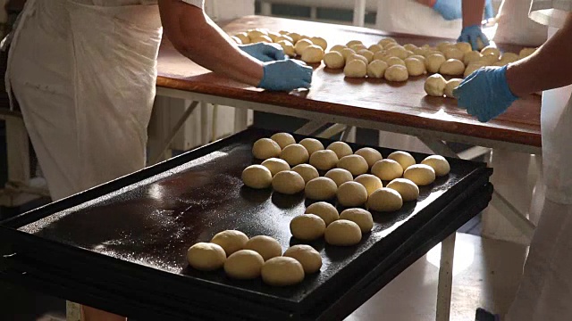 面包师烤馅饼