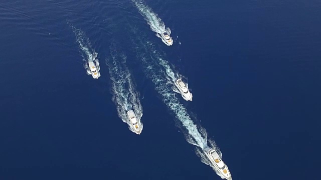 海上鸟瞰图豪华游艇