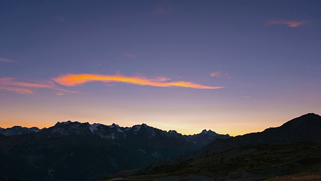 日落时的时间流逝，阿尔卑斯山脉的埃克林山