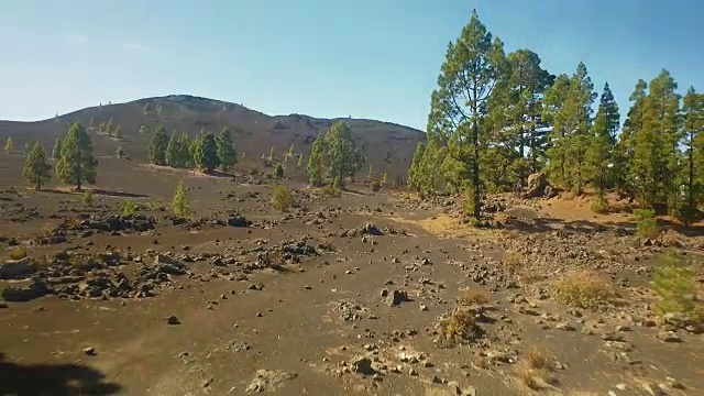 在火山附近的沙漠地区