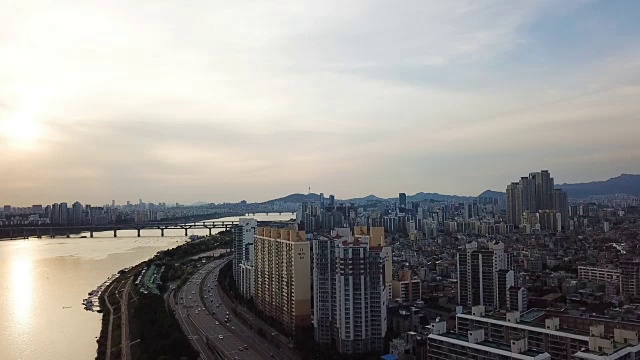 详情图-鸟瞰图首尔城市天际线，韩国首尔