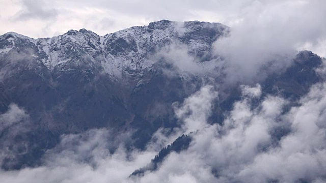 详情图-雪山全景在Allgäu，云景，云形成，Zeitraffer，时间的延时，Nesselwang,,Alpen,,Allgäuer,Alpen，拜仁，4K