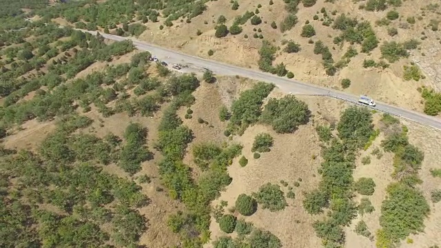 山路鸟瞰图