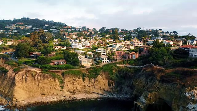 圣地亚哥海岸线鸟瞰图，4k