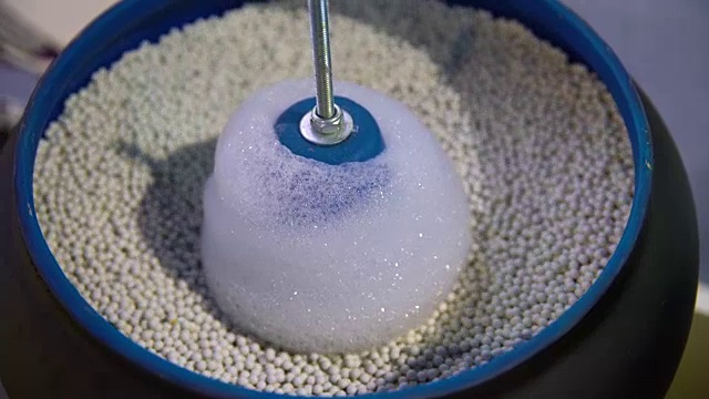 磨料金属清洗机