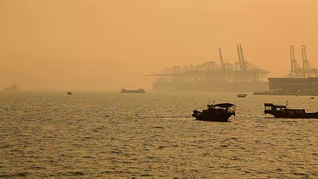 深圳西港，传统渔船前景看好