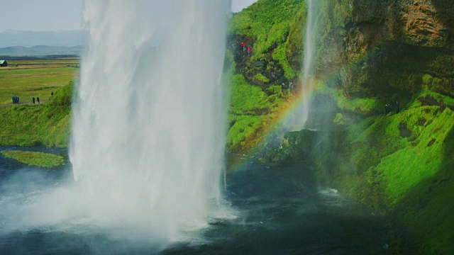 冰岛Seljalandsfoss瀑布