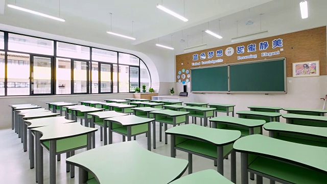 新教室內(nèi)部