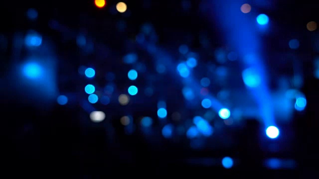 模糊的背景夜景在派对夜总会