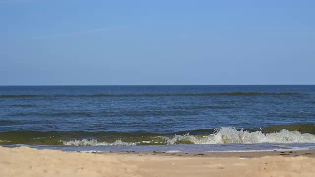 从距离到沙子强烈模糊场景