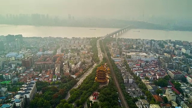 中国日落时间武汉著名的黄鹤交通道路河流大桥航拍全景4k时间流逝