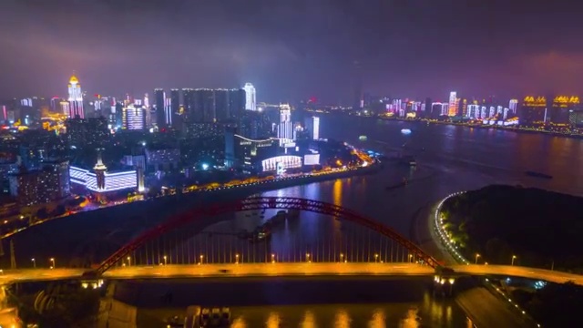 详情图-中国夜景时间照亮武汉城市景观青川大桥航拍全景4k时间流逝
