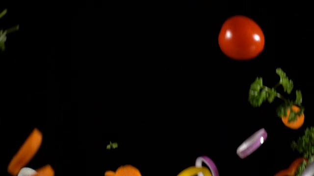 詳情圖-五顏六色的蔬菜落下，慢鏡頭