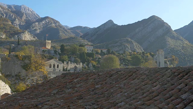 详情图-黑山,酒吧。旧城全景。