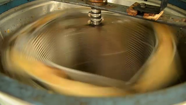 詳情圖-提取器與電動驅(qū)動器與蜂窩