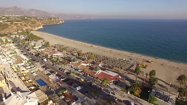 Nerja Burriana海滩的航拍