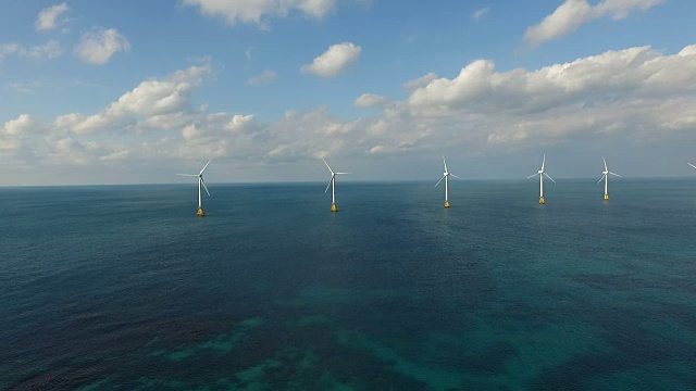 韩国济州岛的海上风力涡轮机