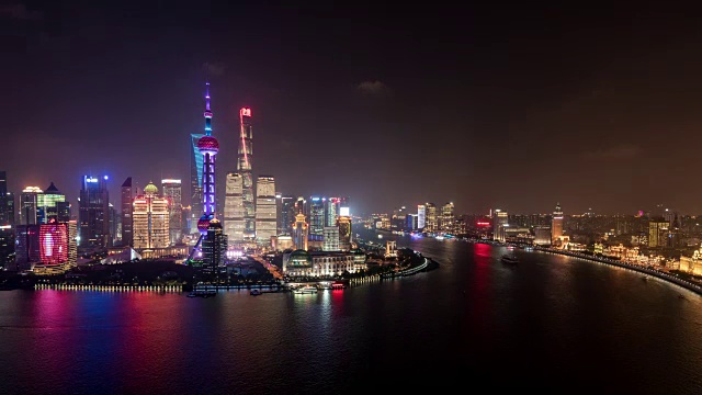 时光流逝，上海夜景