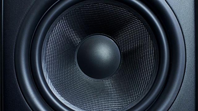 特写圆形音频扬声器脉动