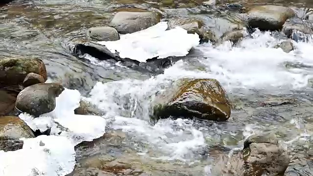 水山泉