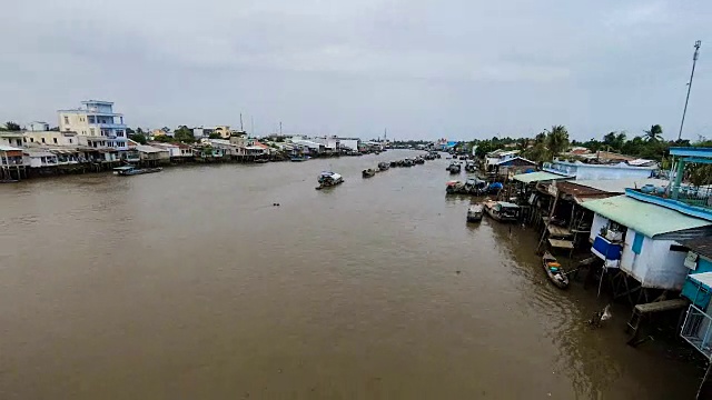湄公河三角洲传统的水上市场