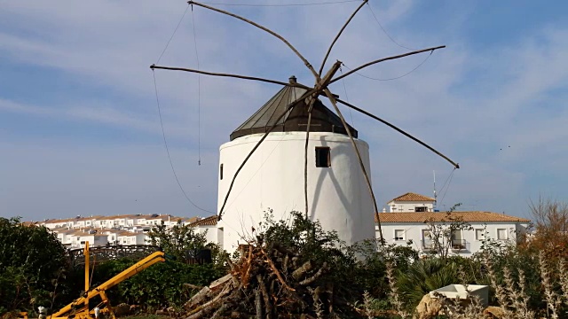 西班牙安达卢西亚加的斯省Vejer de la Frontera的旧风车