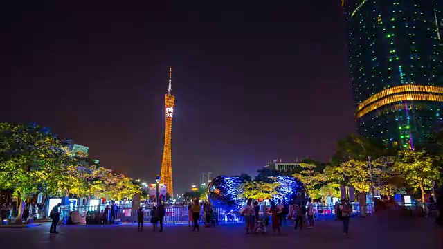 详情图-夜晚灯火通明的广州市图书馆塔公园步行全景4k时间流逝中国