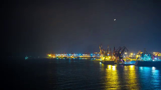 夜光照亮深圳工作港工业湾起重机全景，4k时间流逝中国