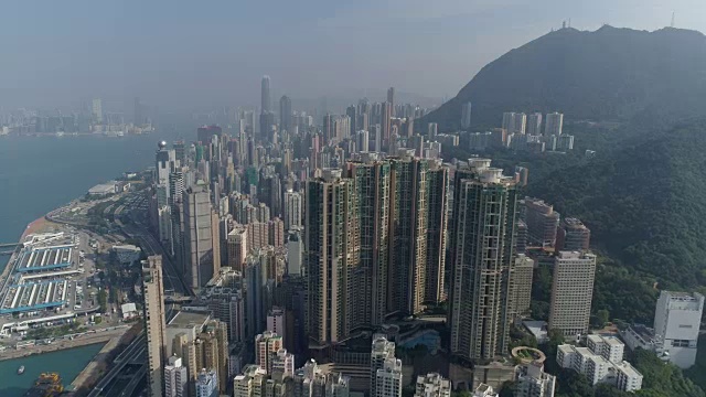 晴朗的日子，香港城市湾航拍全景4k中国