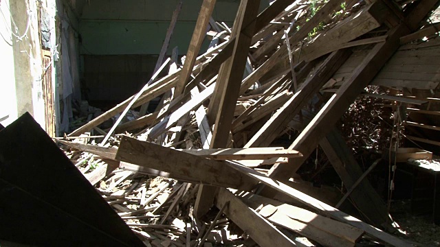 建筑材料、木材