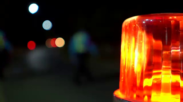 应急灯闪烁