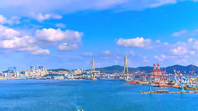 詳情圖-4,k。韓國釜山市的時(shí)光流逝大橋和港口