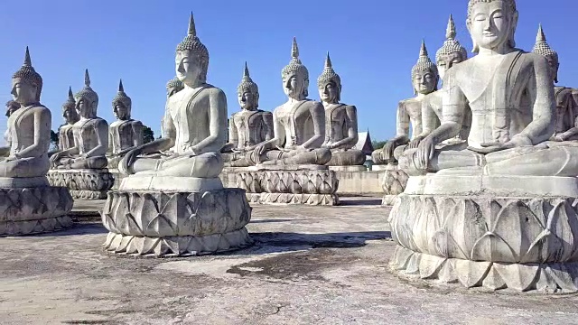 鸟瞰泰国那空寺塔马拉省佛像