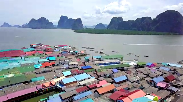 详情图-鸟瞰泰国攀雅湾戈班衣岛的渔村