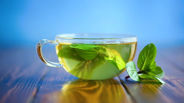 詳情圖-一杯清新的菊花茶