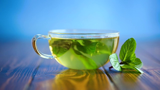 詳情圖-一杯清新的菊花茶