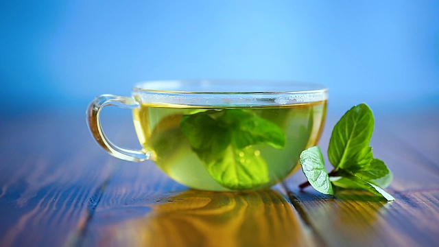 詳情圖-一杯清新的菊花茶