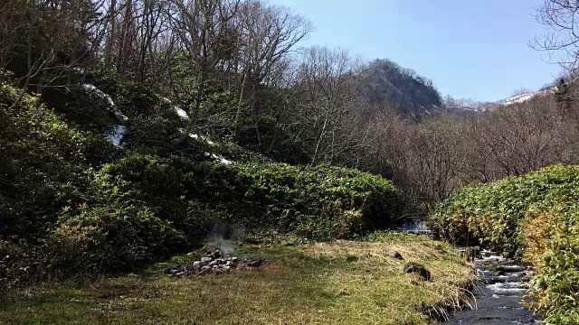 知床国家公园和间歇泉有活火山的间歇泉