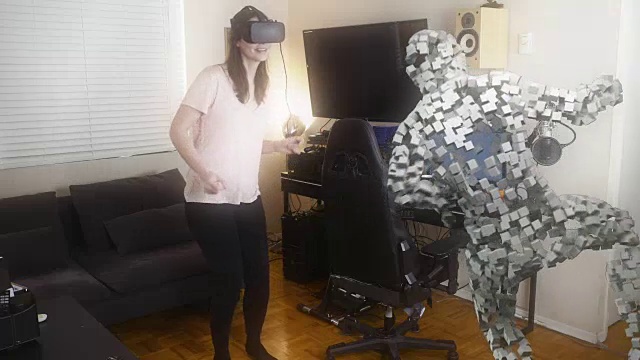 詳情圖-戴著VR眼鏡和虛擬伴侶跳舞的女人。