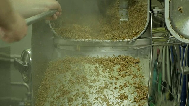 详情图-熟大麦精酿啤酒