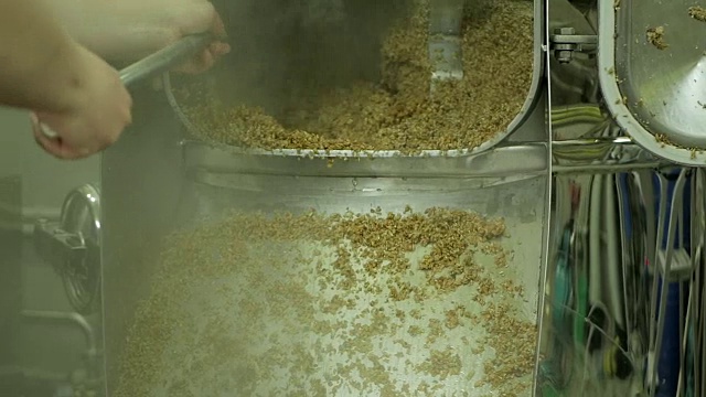 详情图-熟大麦精酿啤酒