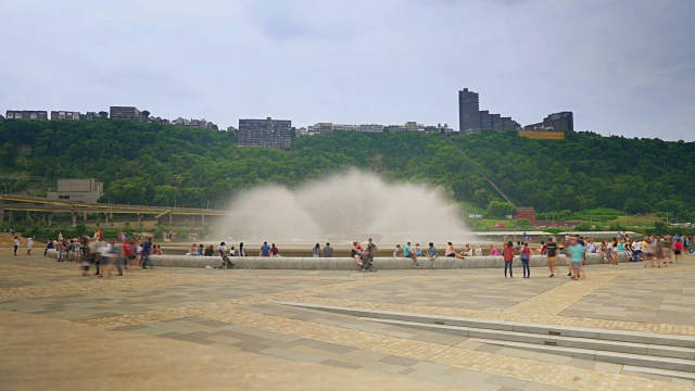 时间流逝的观点，游客在点国家公园