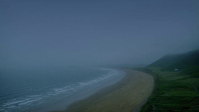 黄昏时的海岸景观