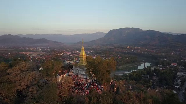 佛教寺庙和景观全景在老挝